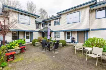 44 5670 208 Street, Langley, BC, Langley — Townhouse for sale
