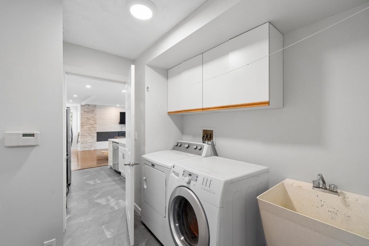 Laundry Room Photo of 15333 Sheridan Drive, Pitt Meadows, BC