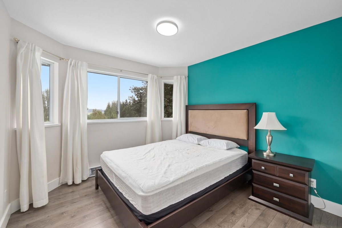 Office / Den Photo of 15333 Sheridan Drive, Pitt Meadows, BC