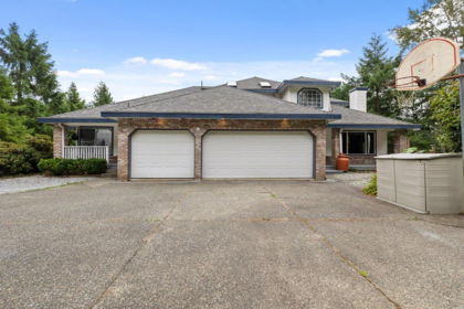 15333 Sheridan Drive, Pitt Meadows, BC, Pitt Meadows — Single Family Residence for sale
