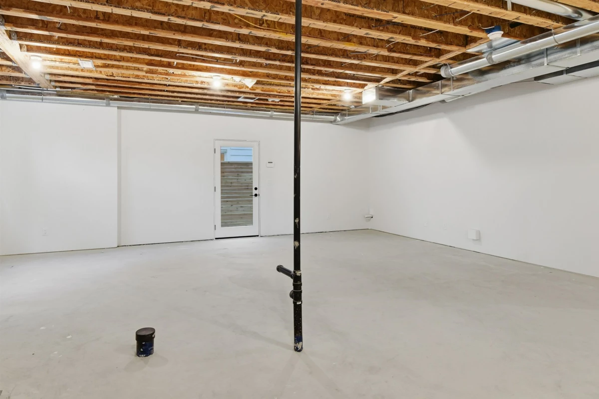 Entry Foyer Photo of 3046 Brigette Street, Abbotsford, BC
