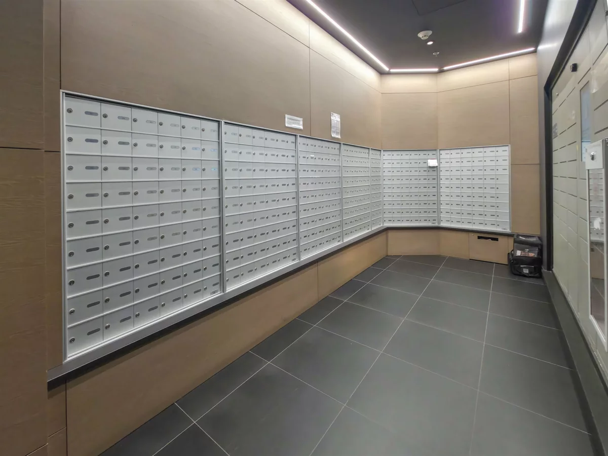 Dining Area Photo of 1805 2181 Madison Avenue, Burnaby, BC