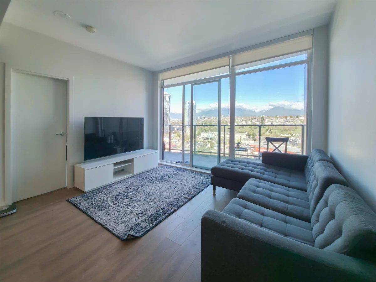 Kitchen Photo of 1805 2181 Madison Avenue, Burnaby, BC