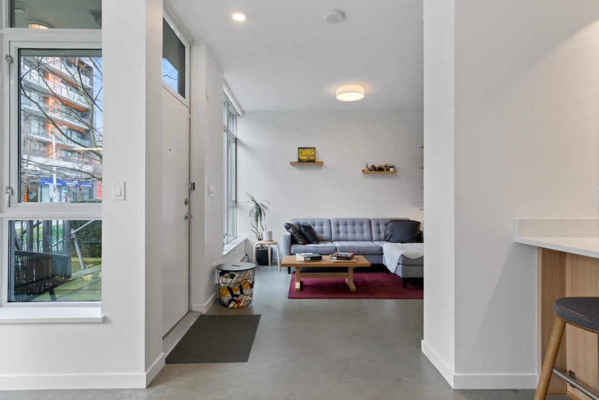 Walk-In Closet Photo of 128 W 1st Avenue, Vancouver, BC