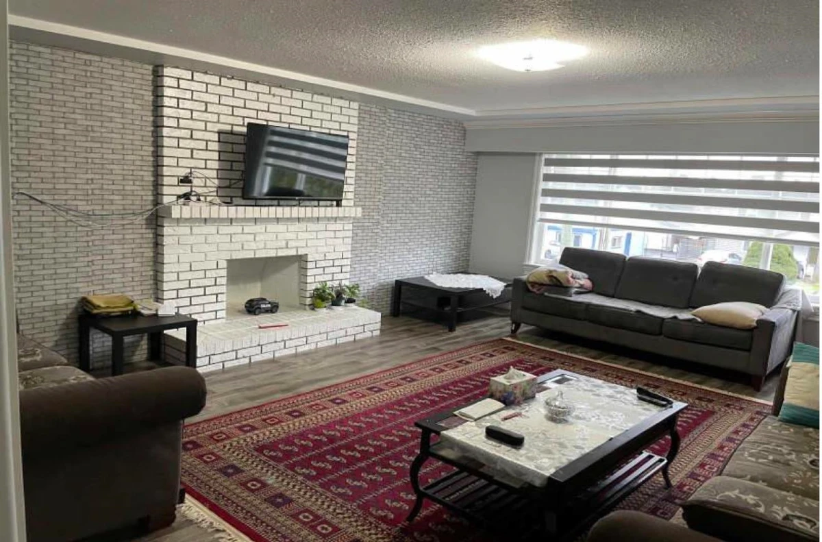 Family Room Photo of 13443 91 Avenue, Surrey, BC