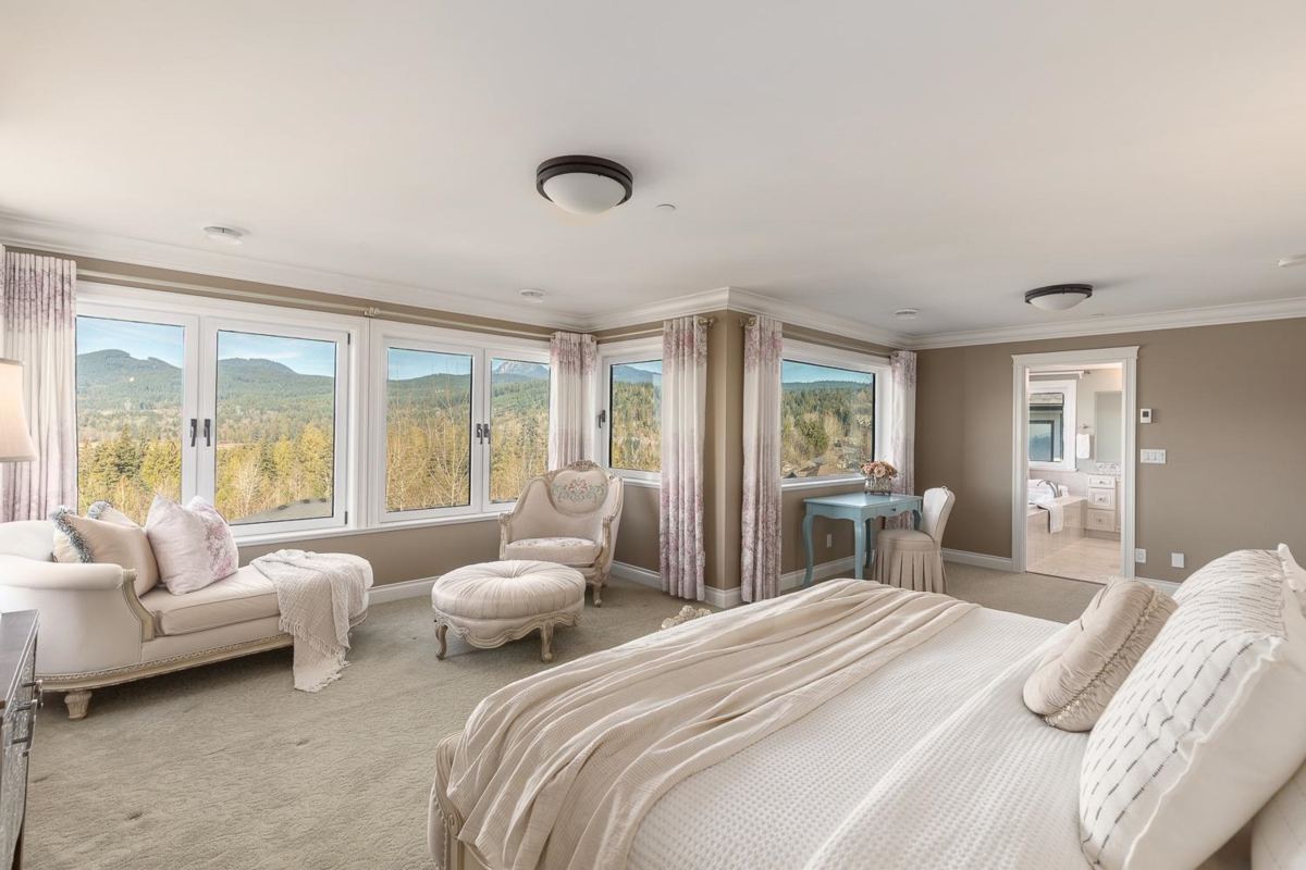 Basement Recreation Room Photo of 22731 136a Avenue, Maple Ridge, BC