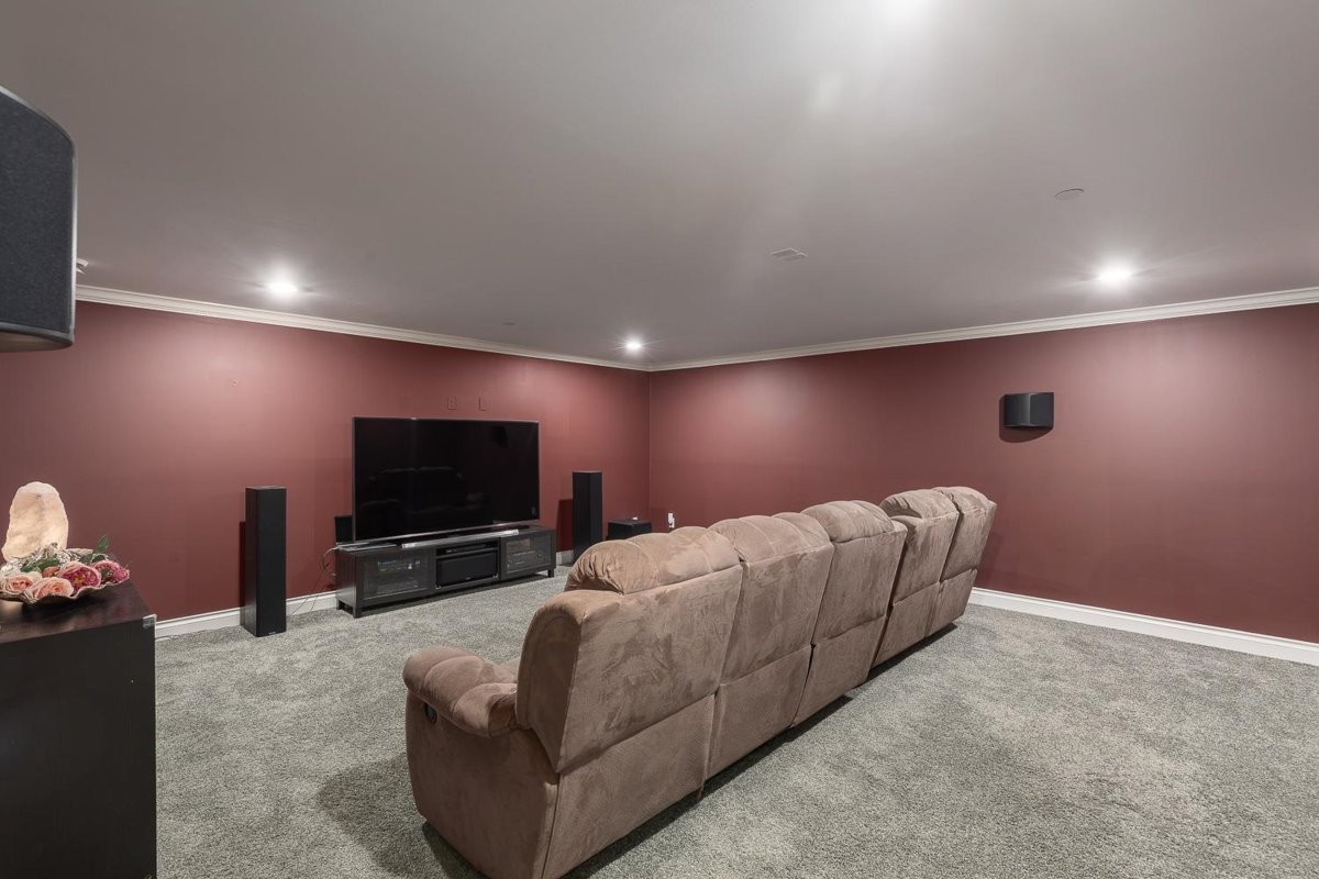 Outdoor Kitchen Photo of 22731 136a Avenue, Maple Ridge, BC