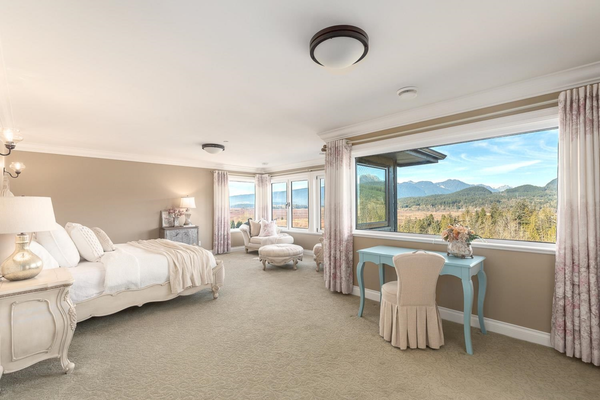 Powder Room Photo of 22731 136a Avenue, Maple Ridge, BC