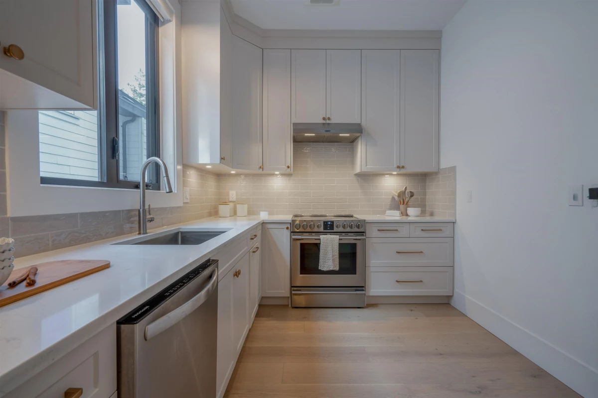 Basement Recreation Room Photo of 19664 31a Avenue, Langley, BC