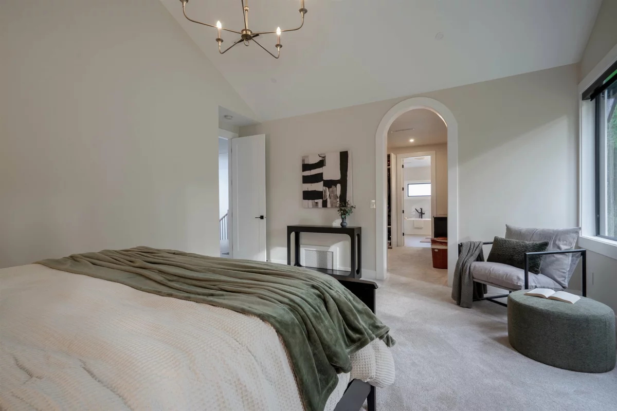 Entry Foyer Photo of 19664 31a Avenue, Langley, BC