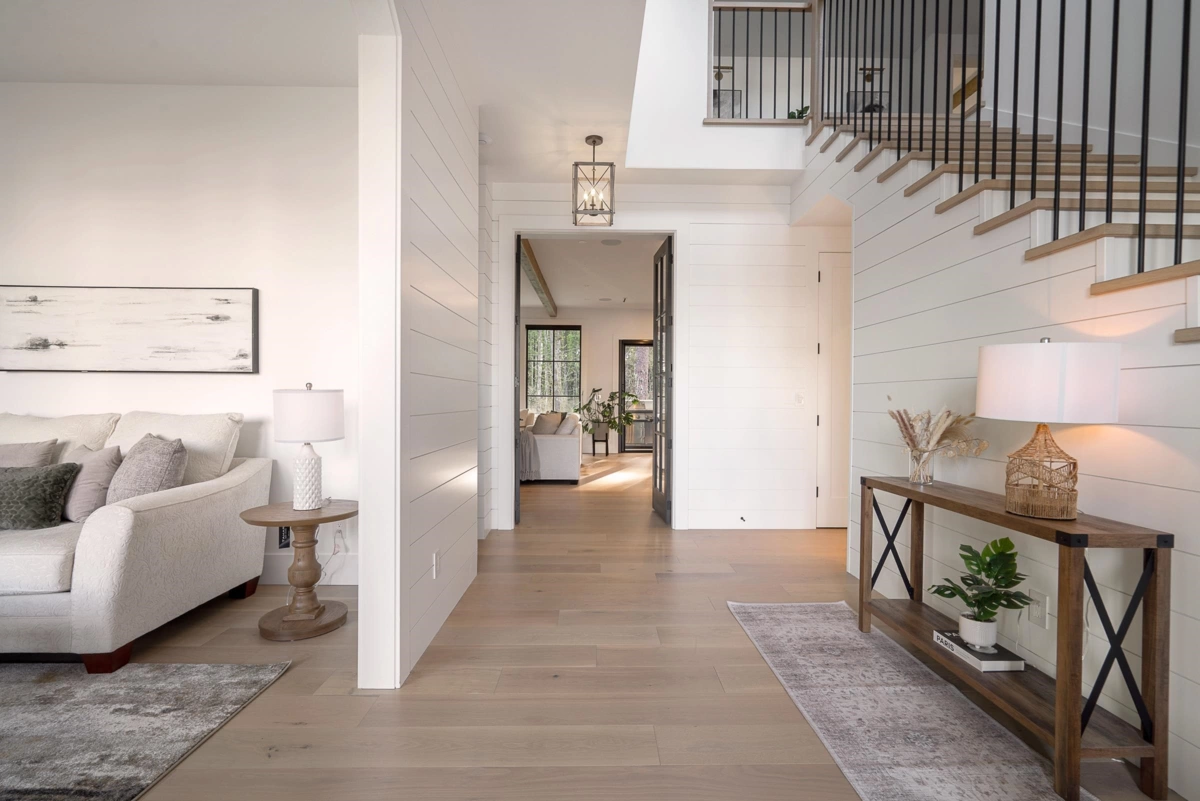 Kitchen Island Photo of 19664 31a Avenue, Langley, BC