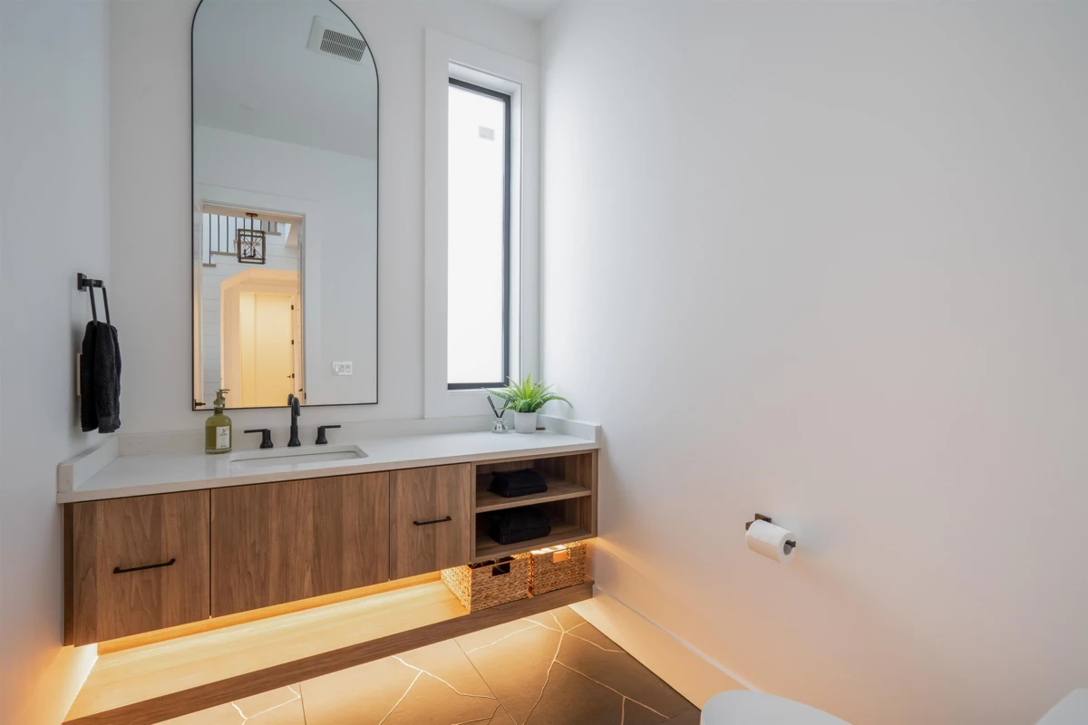 Laundry Room Photo of 19664 31a Avenue, Langley, BC