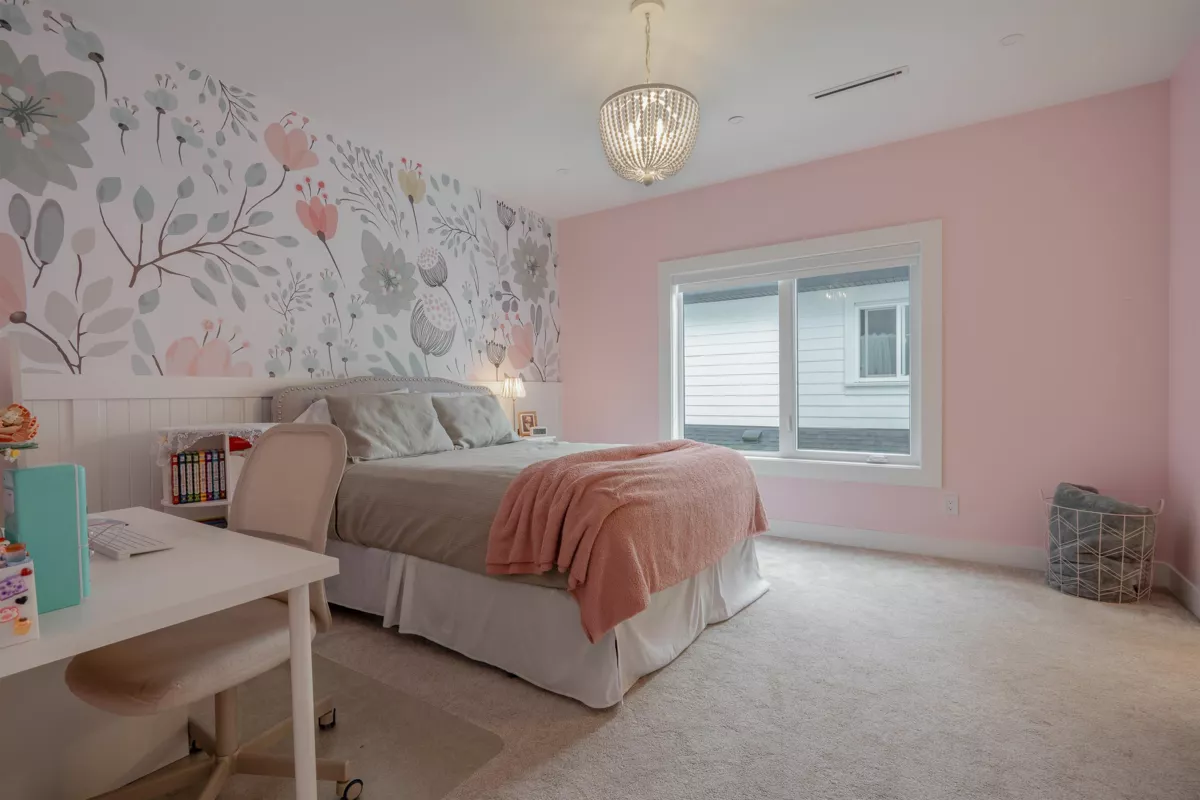 Swimming Pool Photo of 19664 31a Avenue, Langley, BC