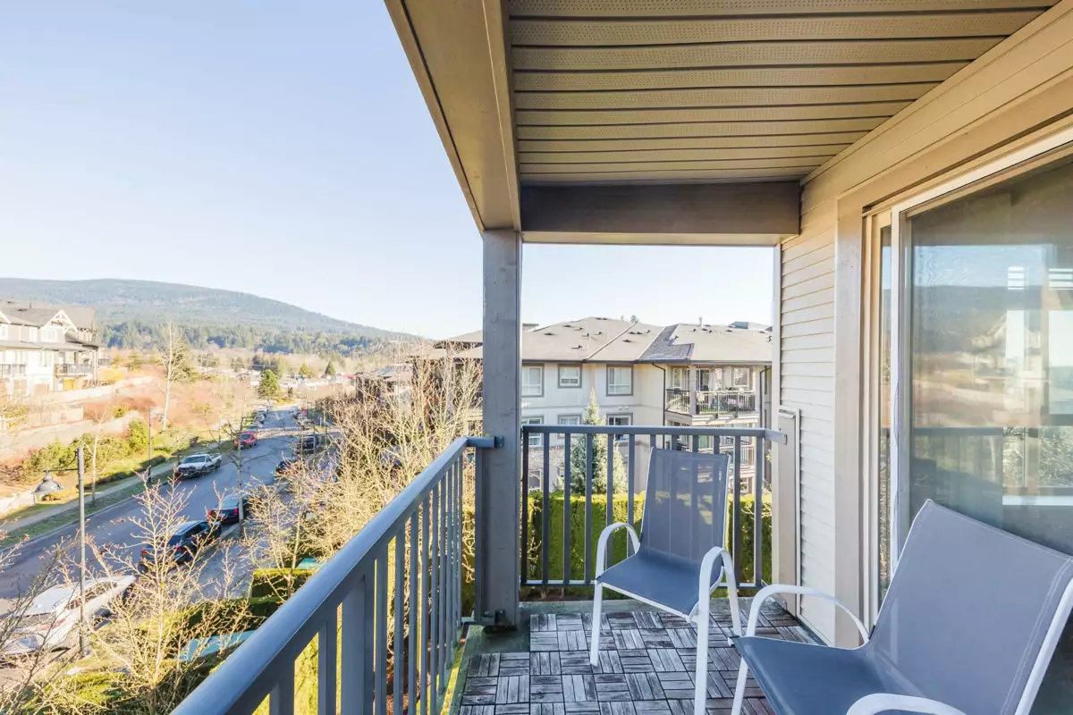 Bedroom 2 Photo of 401 3132 Dayanee Springs Boulevard, Coquitlam, BC