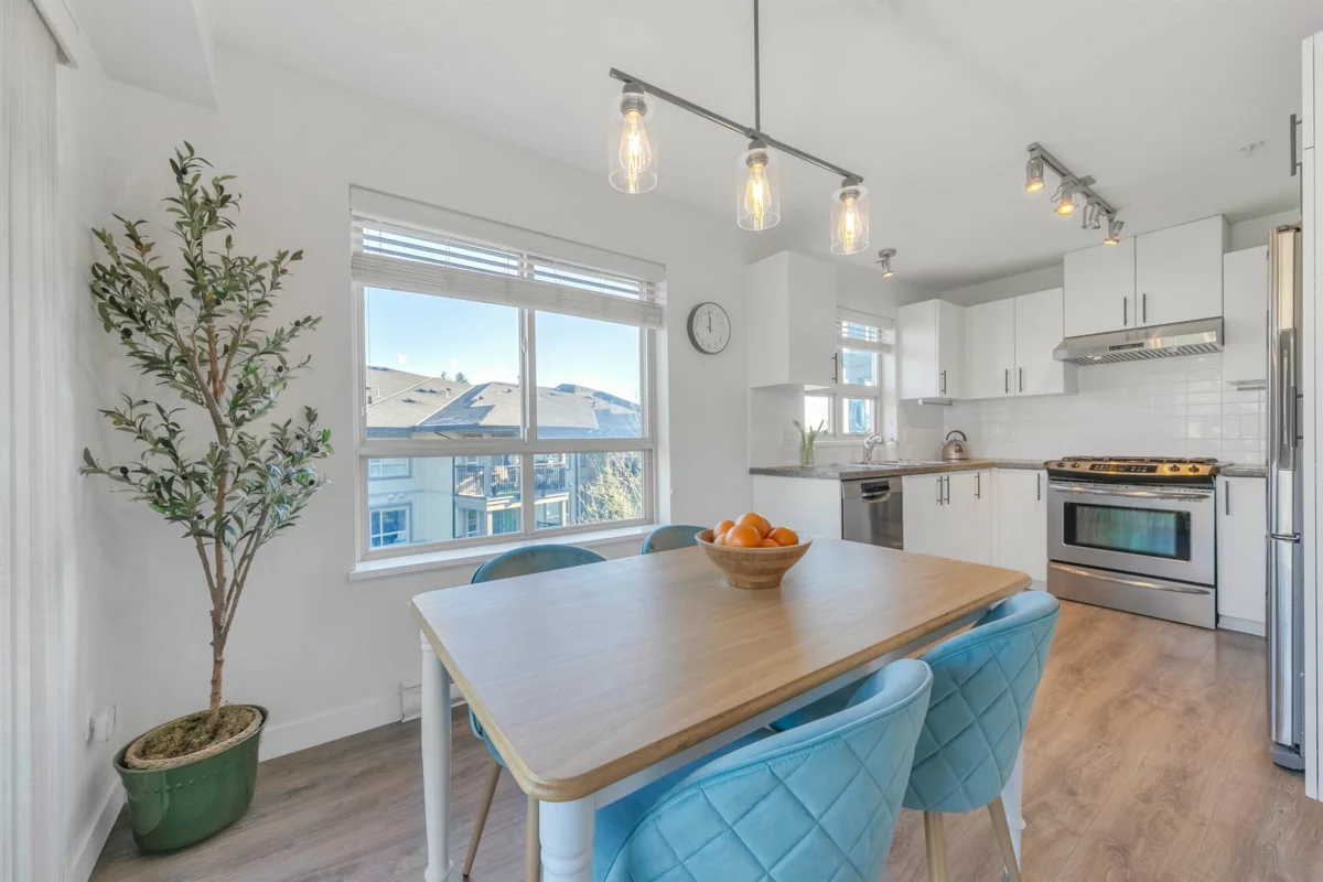 Bedroom 4 Photo of 401 3132 Dayanee Springs Boulevard, Coquitlam, BC