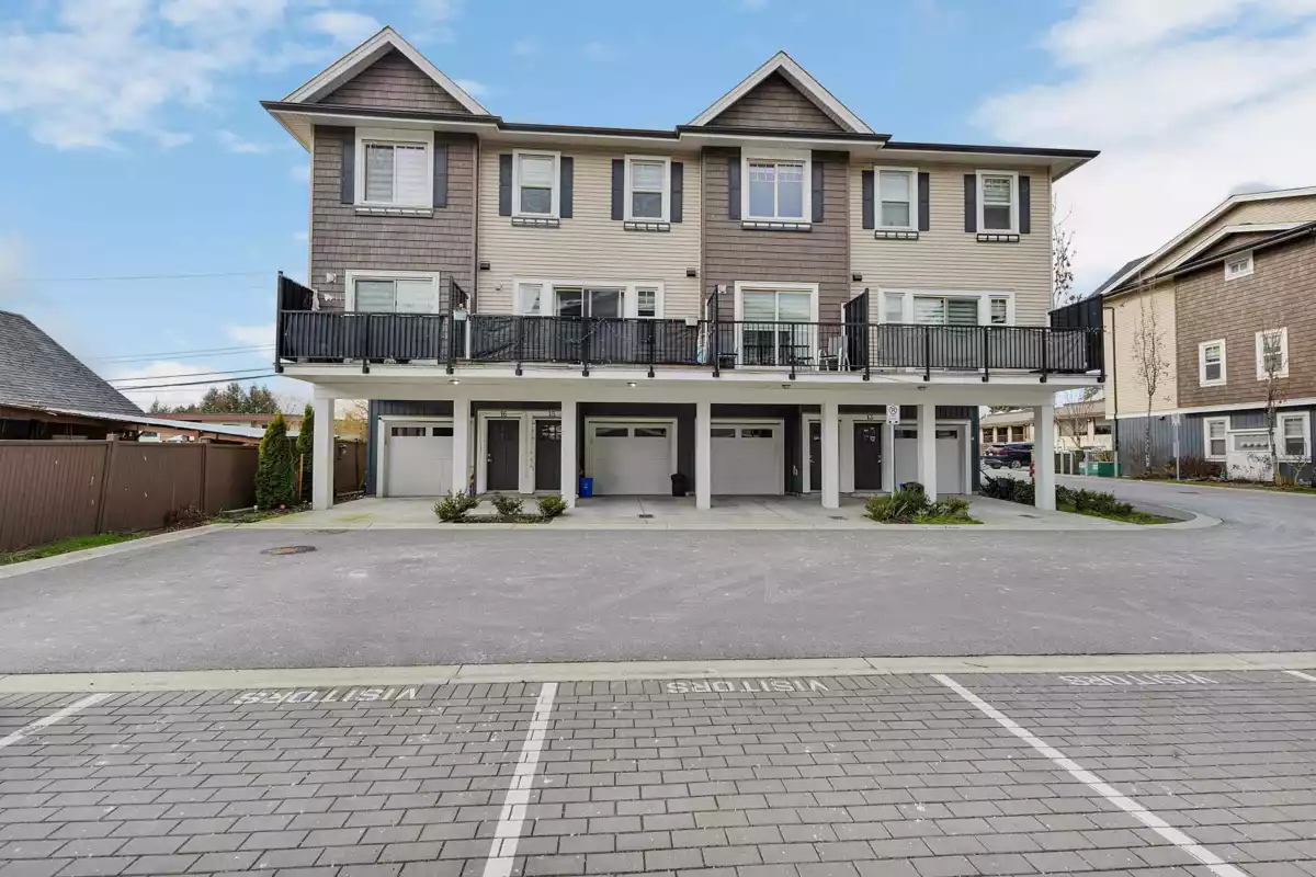 Exterior Front Photo of 15 1950 Salton Road, Abbotsford, BC