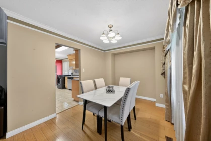 Breakfast Nook Photo of 7351 141a Street, Surrey, BC