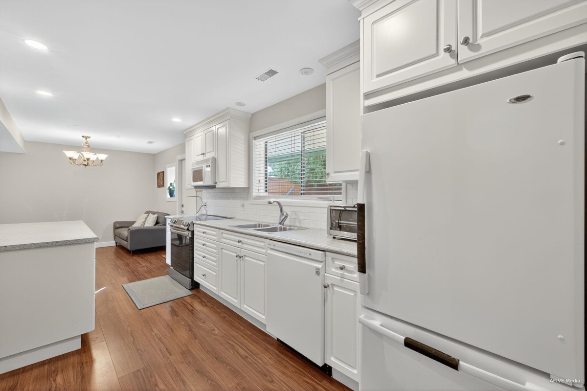 Garden / Landscaping Photo of 3443 Shuswap Terrace, Abbotsford, BC