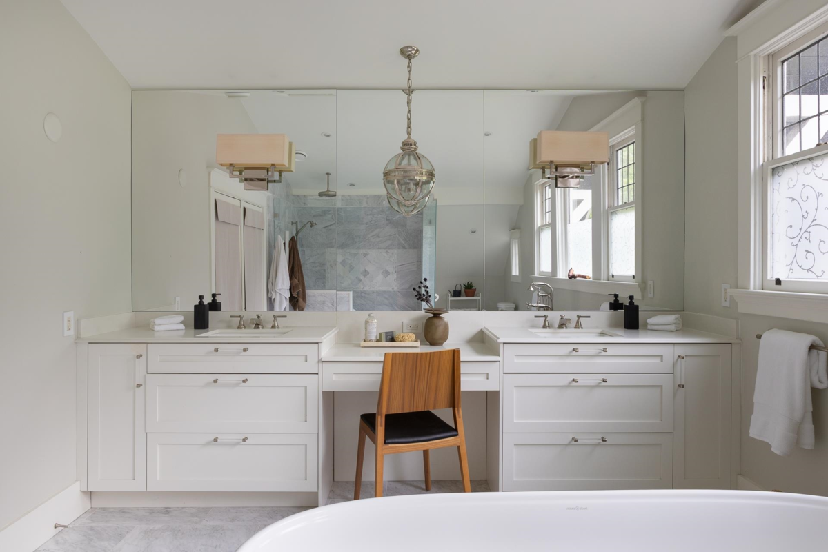 Front Yard Photo of 3545 Dowsley Court, North Vancouver, BC