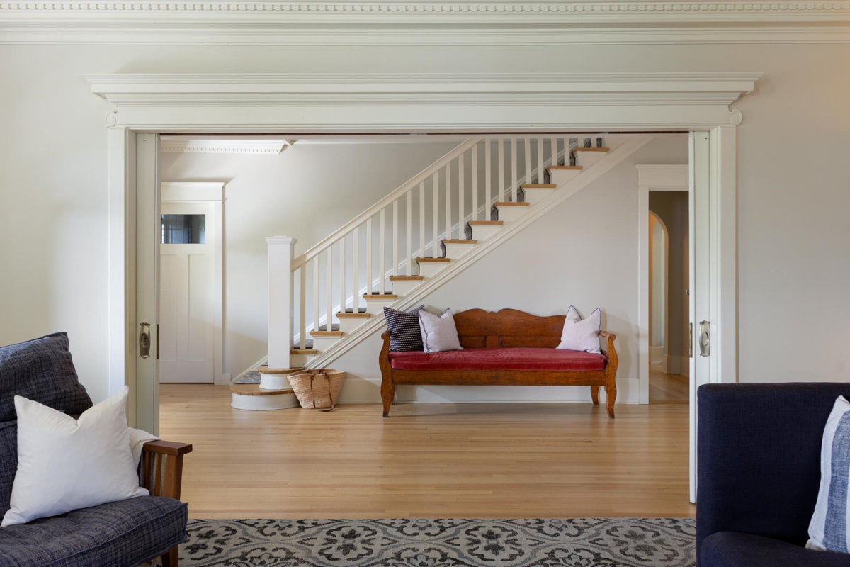 Living Room Photo of 3545 Dowsley Court, North Vancouver, BC