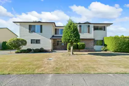 8431 Rosebank Crescent, Richmond, BC, South Arm — 5 bed single family residence for sale