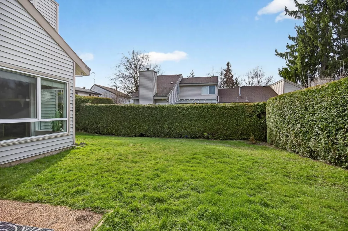 Basement Recreation Room Photo of 6030 E Greenside Drive, Surrey, BC