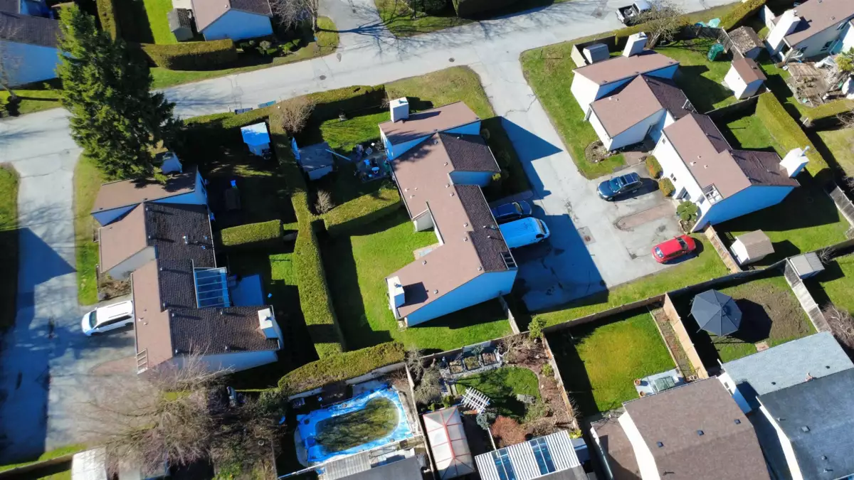 Outdoor Kitchen Photo of 6030 E Greenside Drive, Surrey, BC