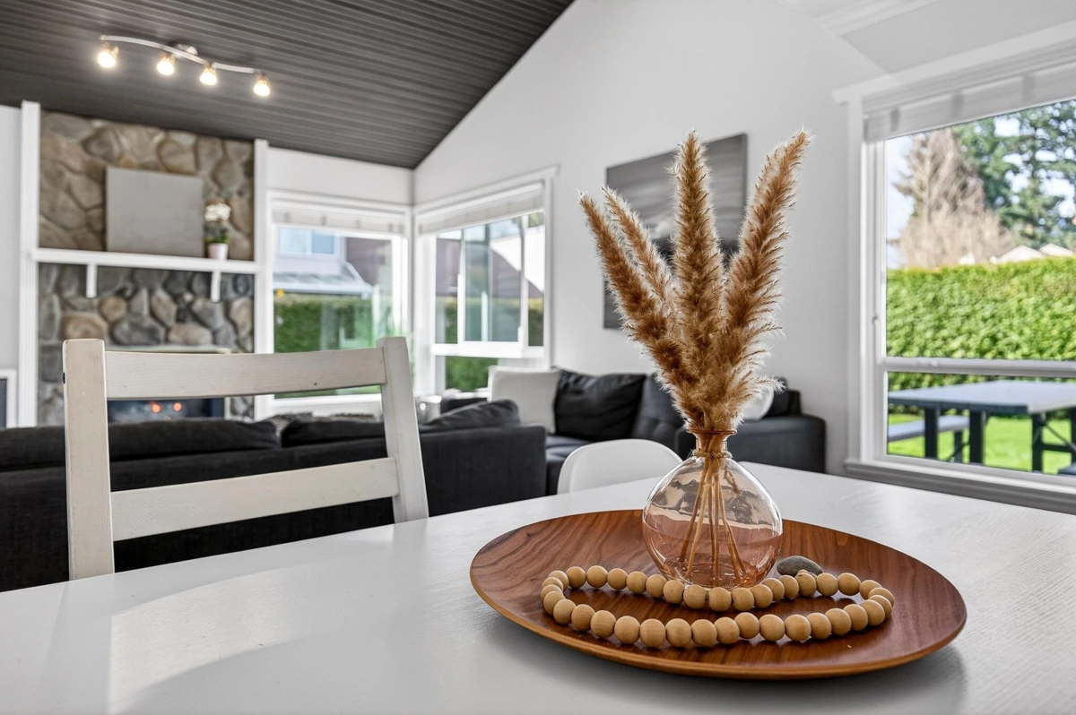 Walk-In Closet Photo of 6030 E Greenside Drive, Surrey, BC