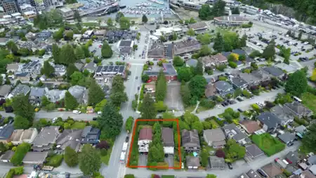 6544 Royal Avenue, West Vancouver, BC