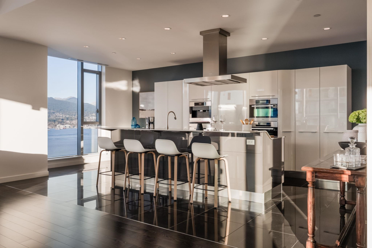 Primary Bathroom Photo of 2201 277 Thurlow Street, Vancouver, BC