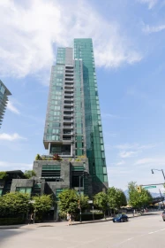2201 277 Thurlow Street, Vancouver, BC