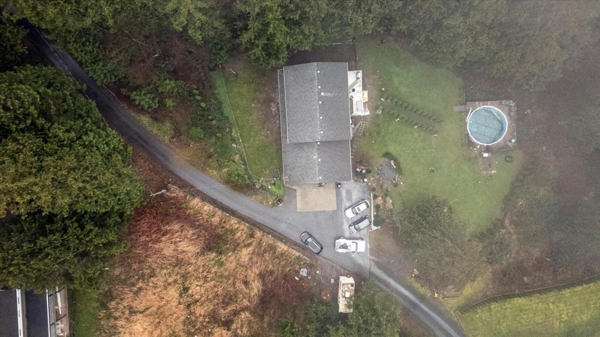 Garage Interior Photo of 48009 Elk View Road, Chilliwack, BC