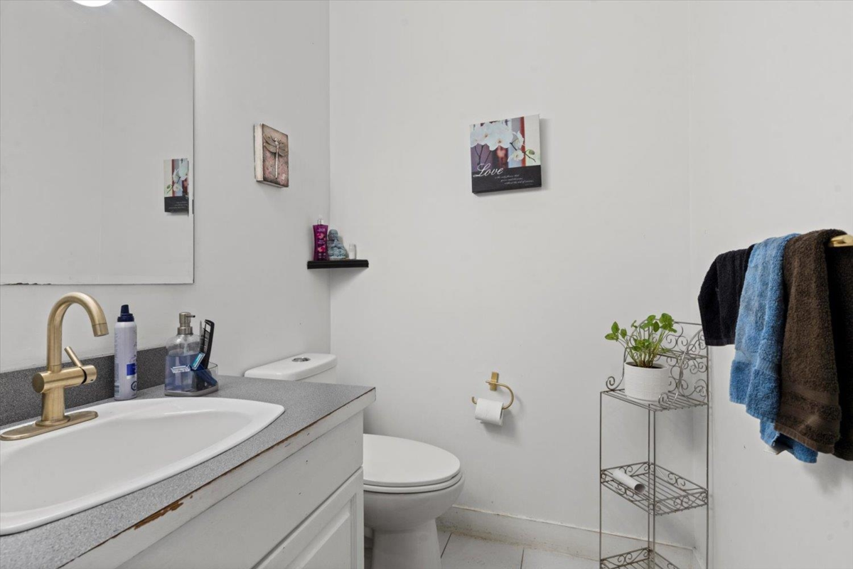 Pantry Photo of 48009 Elk View Road, Chilliwack, BC