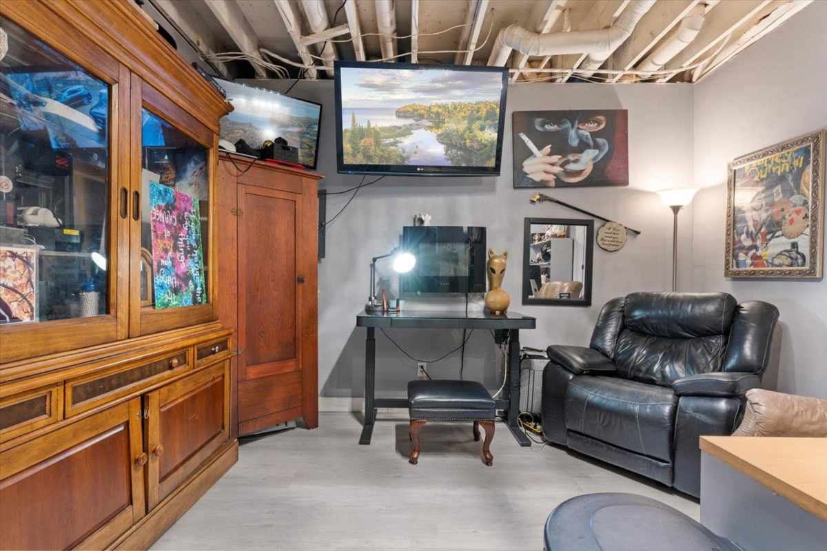 Primary Bedroom Photo of 48009 Elk View Road, Chilliwack, BC