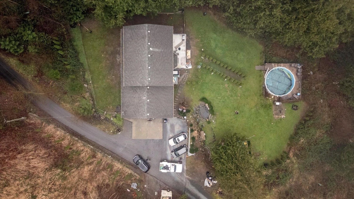 Staircase Photo of 48009 Elk View Road, Chilliwack, BC