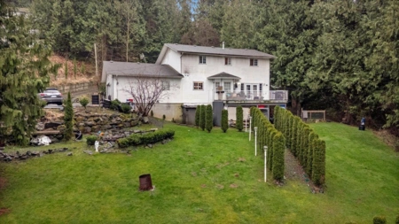 48009 Elk View Road, Chilliwack, BC, Chilliwack River Valley — 4 bed single family residence for sale