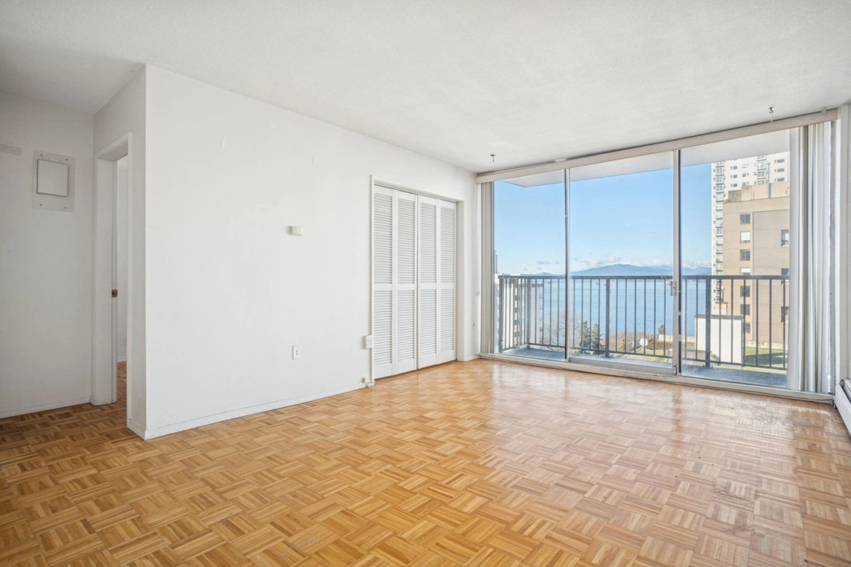 Family Room Photo of 1202 1251 Cardero Street, Vancouver, BC