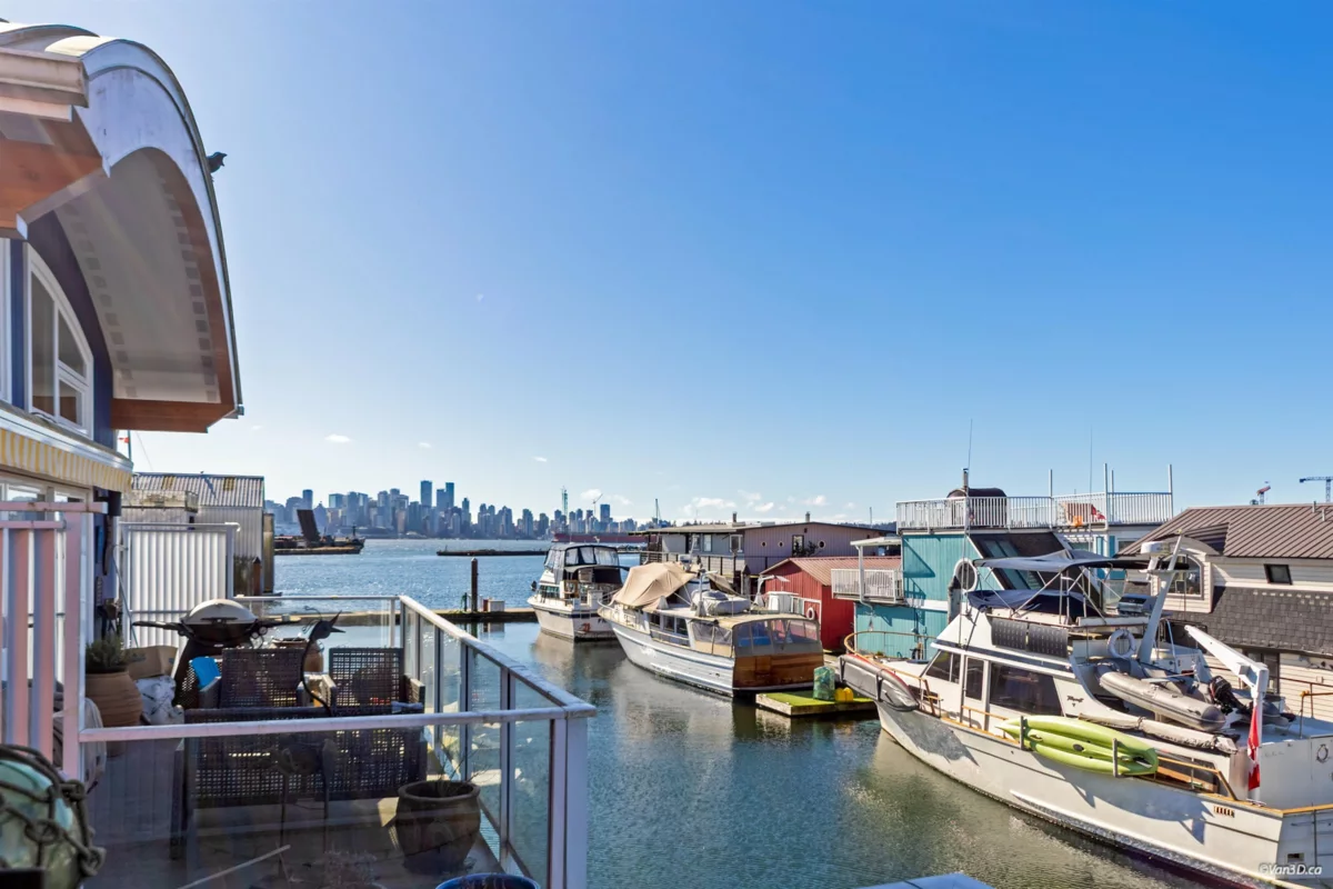 Exterior Rear Photo of 29 415 Esplanade Avenue, North Vancouver, BC