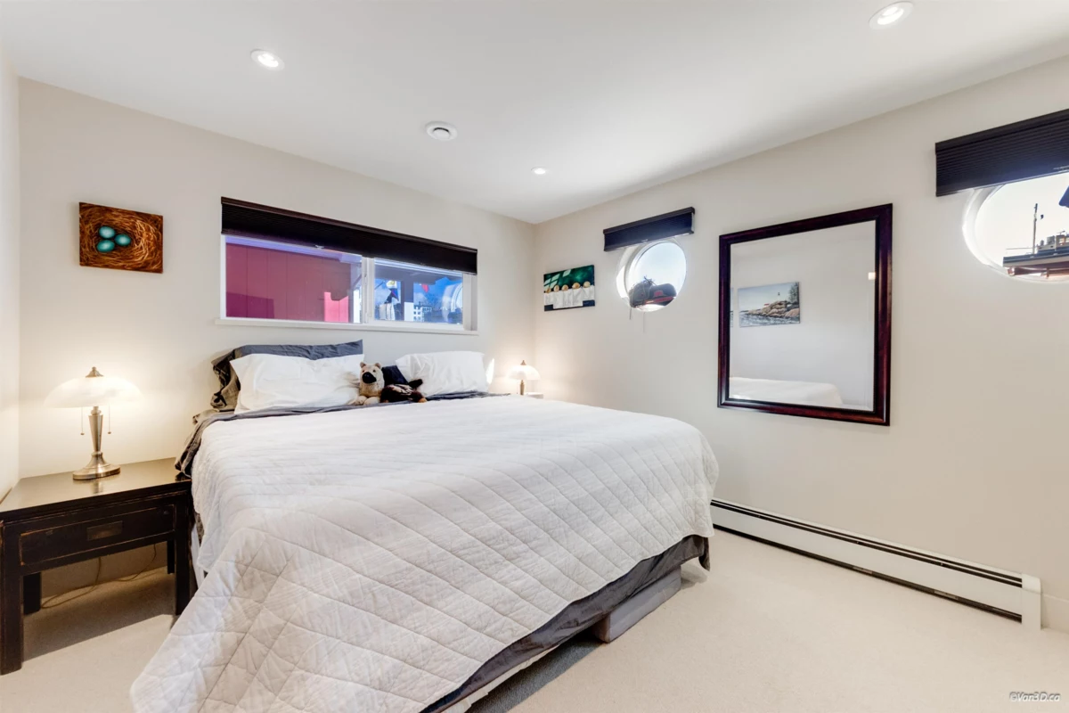 Garage Interior Photo of 29 415 Esplanade Avenue, North Vancouver, BC