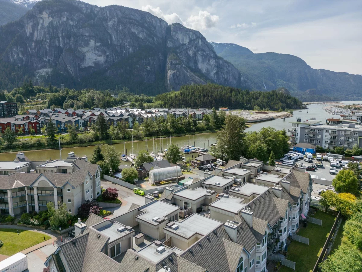 Backyard Photo of 312 1466 Pemberton Avenue, Squamish, BC