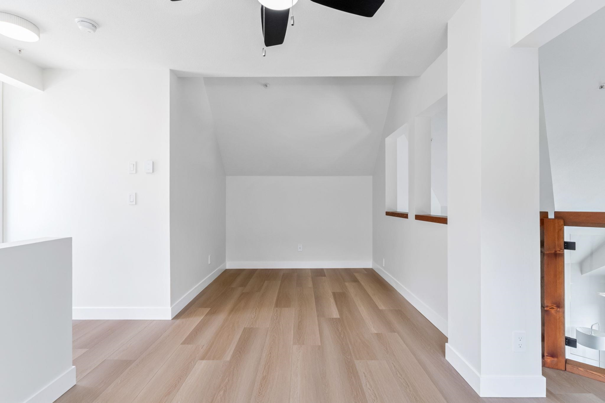 Walk-In Closet Photo of 312 1466 Pemberton Avenue, Squamish, BC