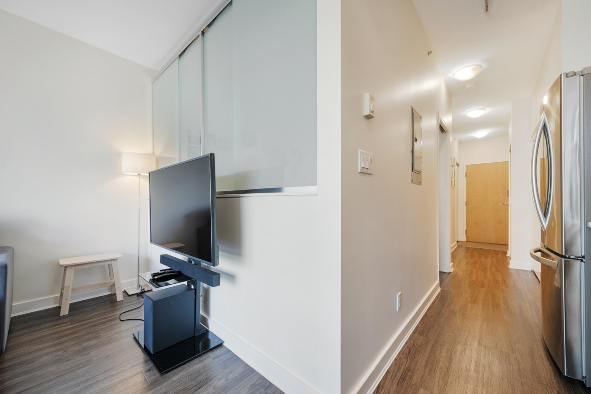 Basement Recreation Room Photo of 307 1249 Granville Street, Vancouver, BC