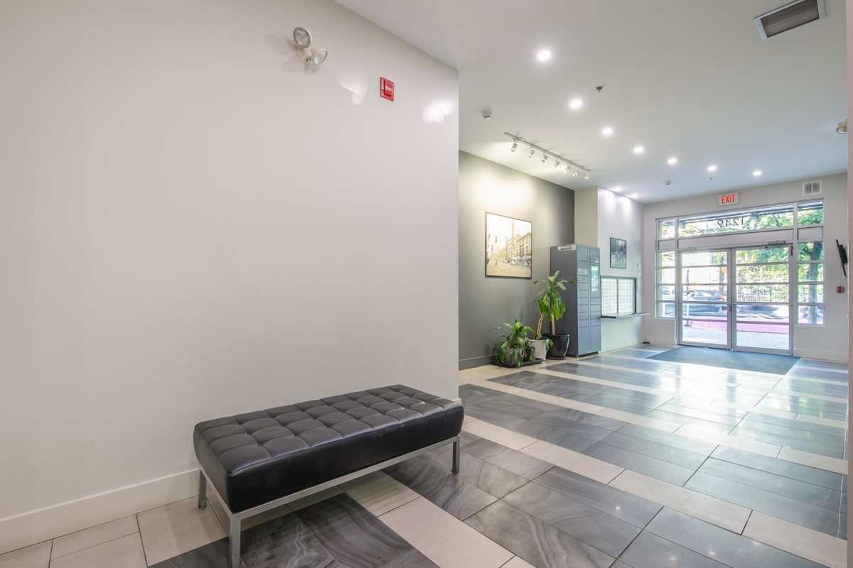 Hallway Photo of 307 1249 Granville Street, Vancouver, BC
