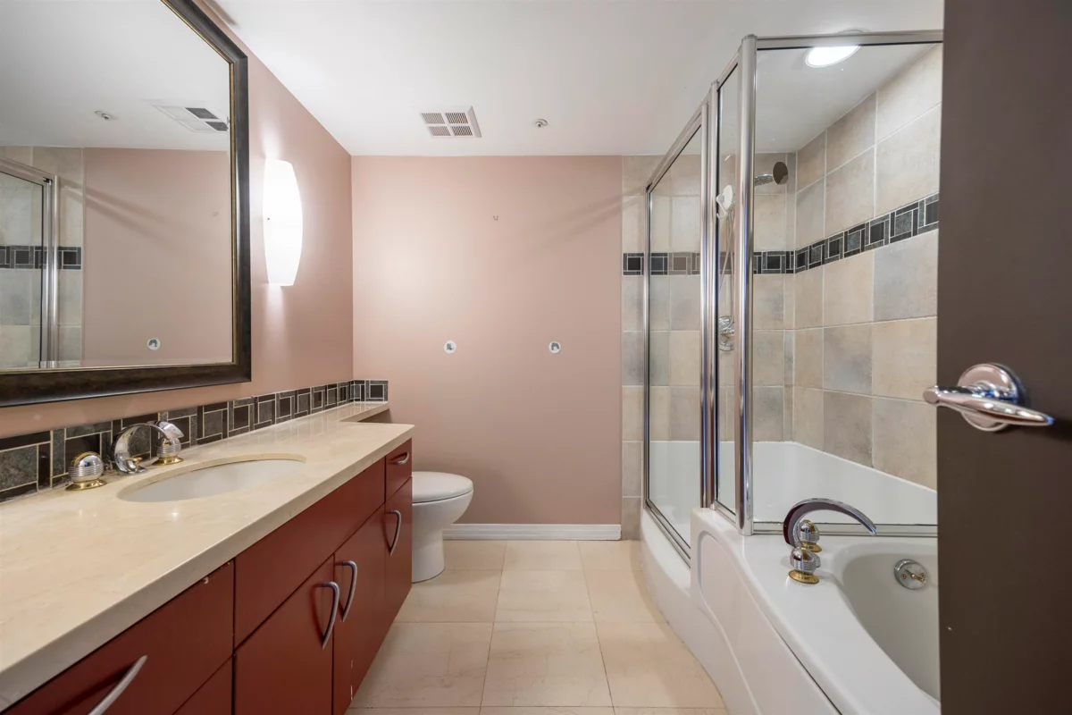 Front Yard Photo of 2907 198 Aquarius Mews, Vancouver, BC