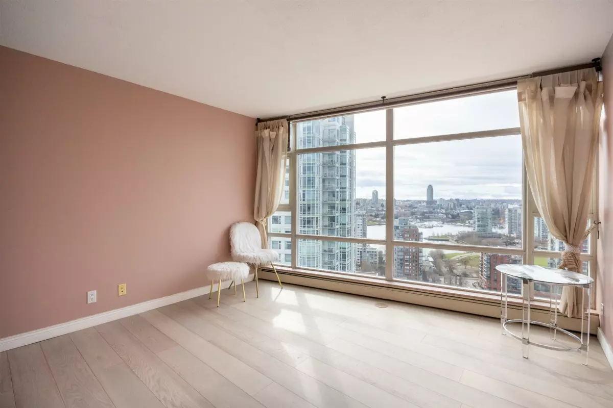 Mudroom Photo of 2907 198 Aquarius Mews, Vancouver, BC
