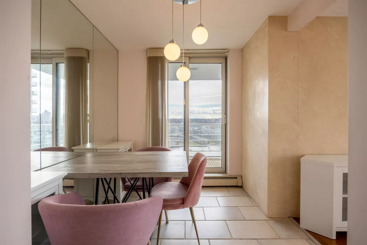 Powder Room Photo of 2907 198 Aquarius Mews, Vancouver, BC