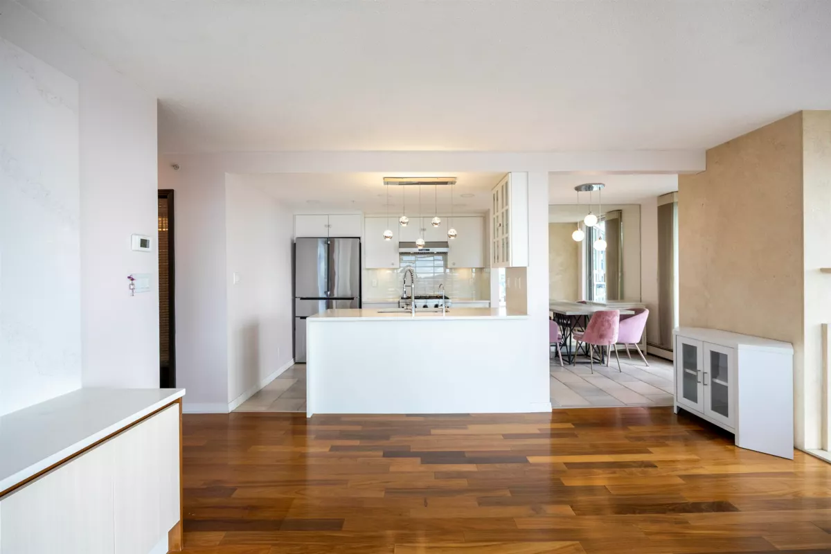 Walk-In Closet Photo of 2907 198 Aquarius Mews, Vancouver, BC