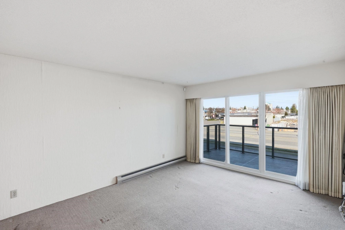 Breakfast Nook Photo of 111 32040 Peardonville Road, Abbotsford, BC