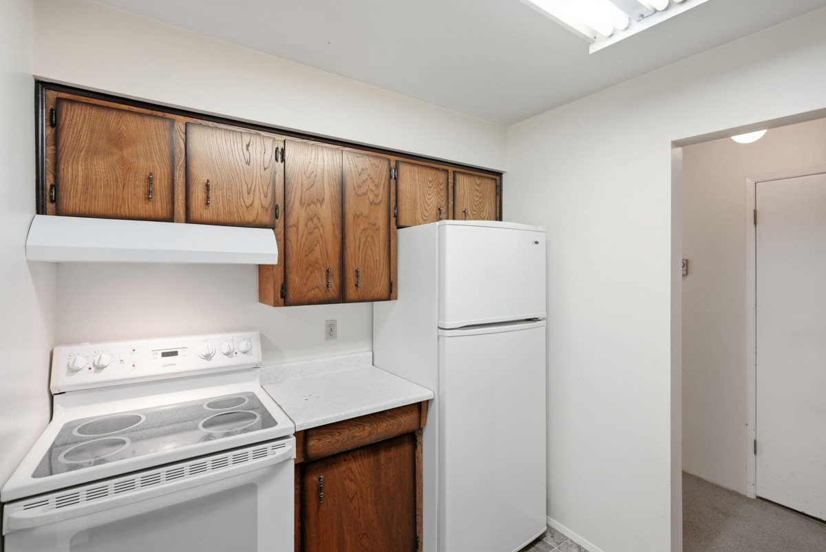 Family Room Photo of 111 32040 Peardonville Road, Abbotsford, BC