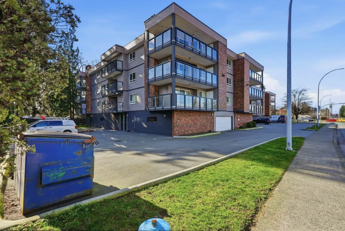 Garage Interior Photo of 111 32040 Peardonville Road, Abbotsford, BC